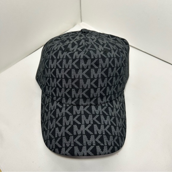 MK  Michael Kors Cap winner choice or pick one - Picture 6 of 9